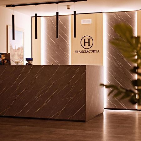 Hotel Franciacorta Paderno Franciacorta Экстерьер фото