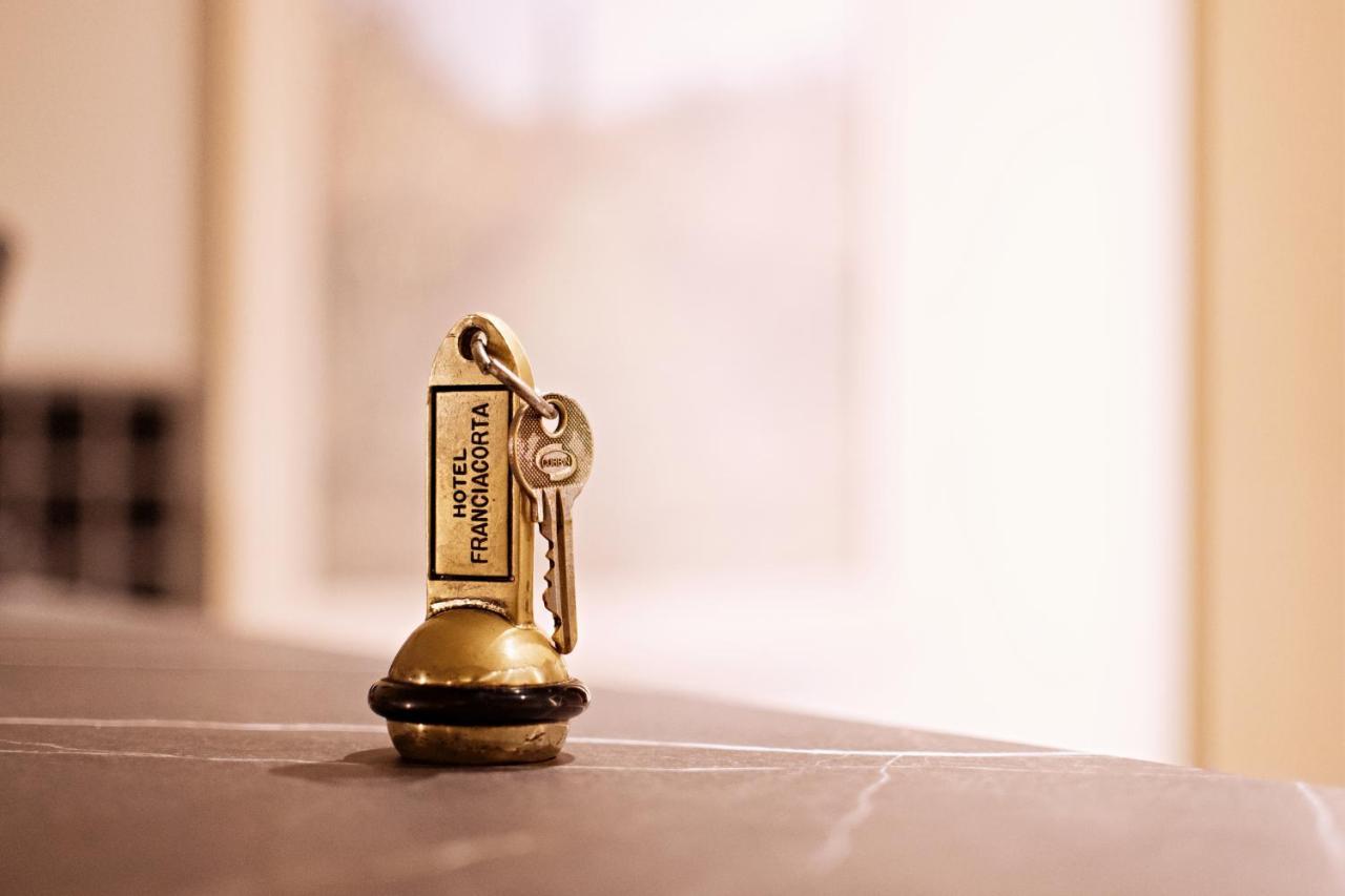 Hotel Franciacorta Paderno Franciacorta Экстерьер фото